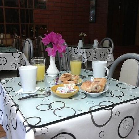 Hotel Colonial بوينس آيرس المظهر الخارجي الصورة